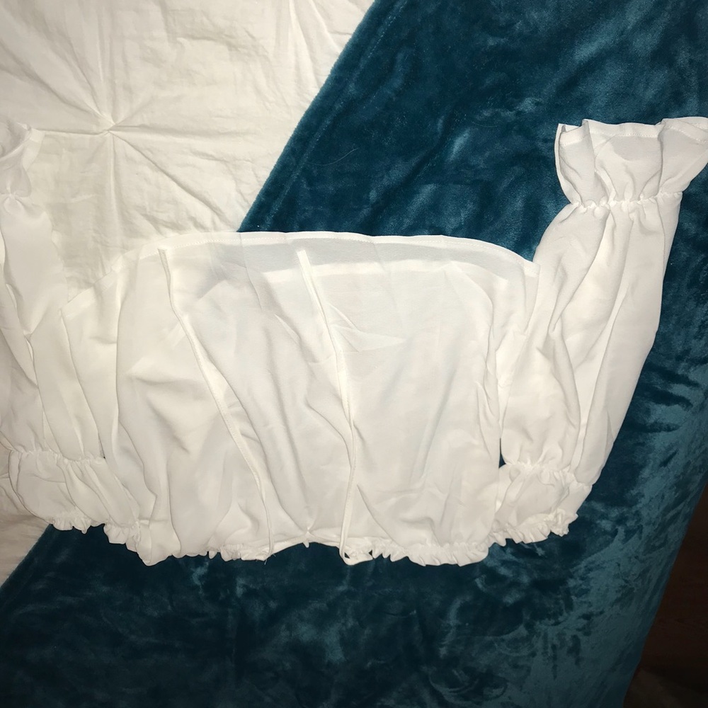 Off The Shoulder Ruffled Crop Top